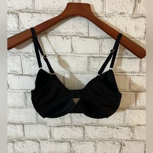Natori Black Lace Detail T shirt Bra 32D